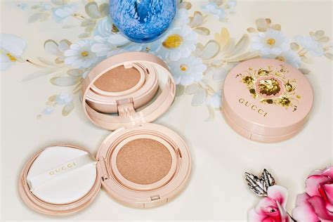 dior oblique bb cushion|Cushions .